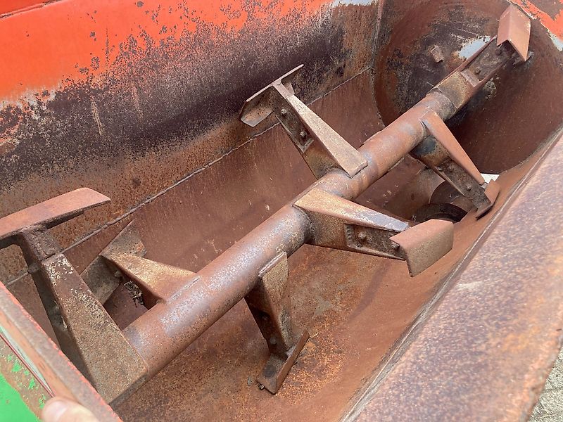 Holaras Panda 1800 uitkuilbak