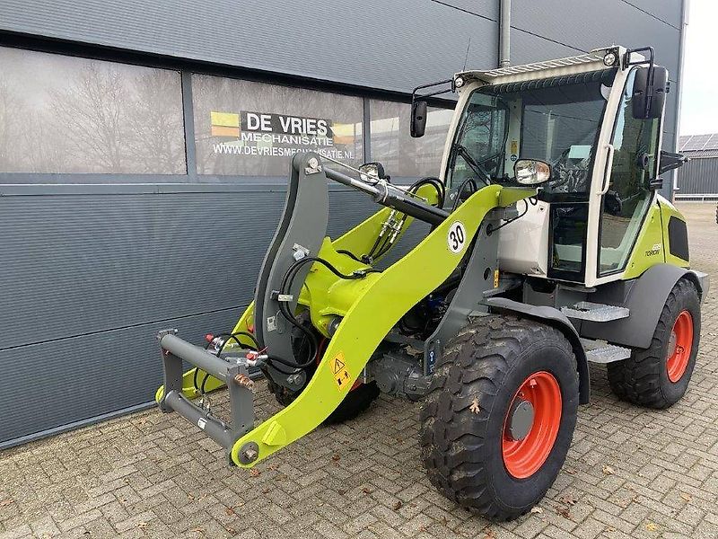 Claas Torion 639