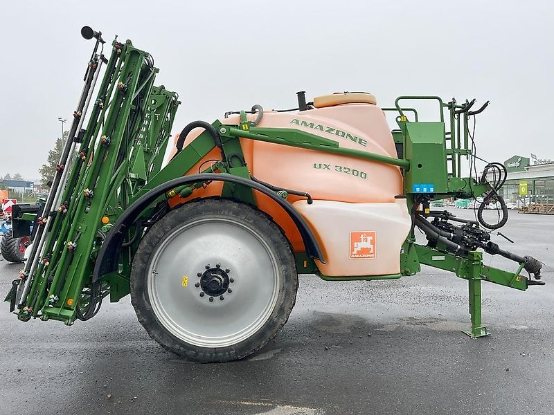 Amazone UX 3200 / 18 S