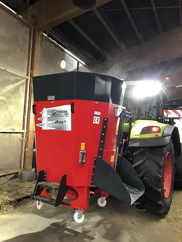 Minos Agri Futtermischwagen T-DYKM 2,0