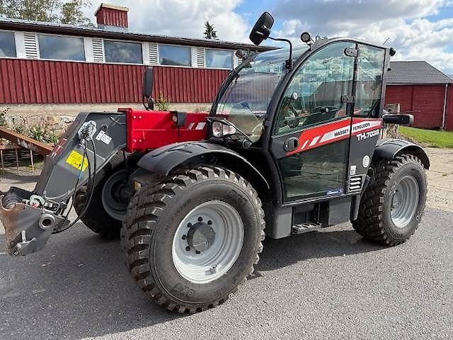 Massey Ferguson TH.7038