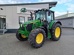 John Deere 6120M