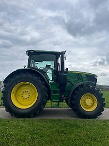 John Deere 6215R Ultimate
