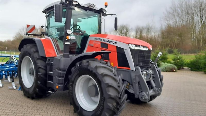 Massey Ferguson 8S.305 Dyna-VT Exclusive