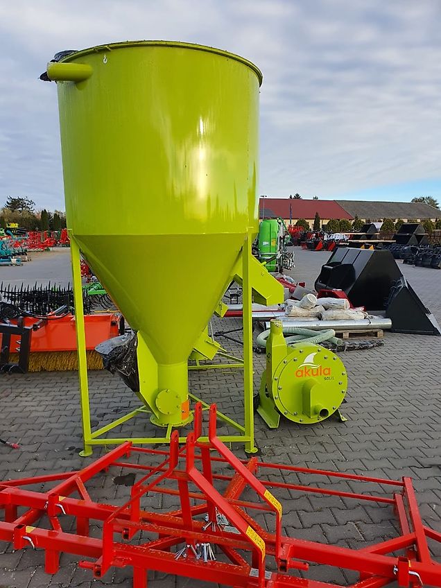 ADRAF MIESZALNIK pasz sypkich 500 kg ADRAF/ ADRAF Futtermischer 500 kg