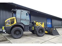 Komatsu WA80M Wielader Shovel