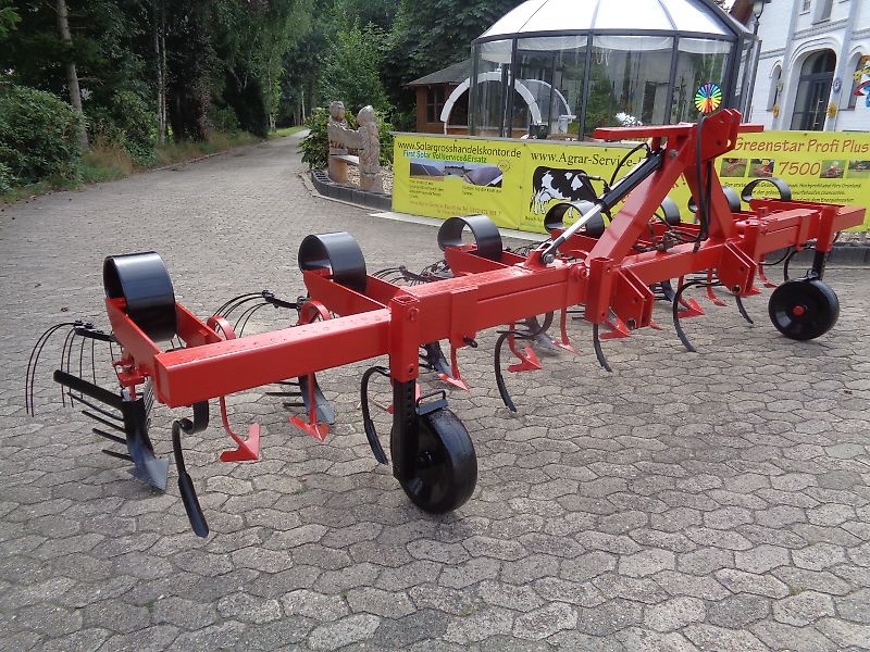 Köckerling Köckerling 6 reihiges reihenabhängiges Dammpflegegerät mit 75 cm Reihenabstand hydraulische Klappung 2 fach mit je Reihe 2 Hackscharen Dammformer sowie Sriegelzinken zur mechanischen Beikrautbekämpfung
