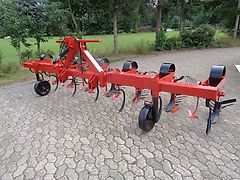 Köckerling Köckerling 6 reihiges reihenabhängiges Dammpflegegerät mit 75 cm Reihenabstand hydraulische Klappung 2 fach mit je Reihe 2 Hackscharen Dammformer sowie Sriegelzinken zur mechanischen Beikrautbekämpfung